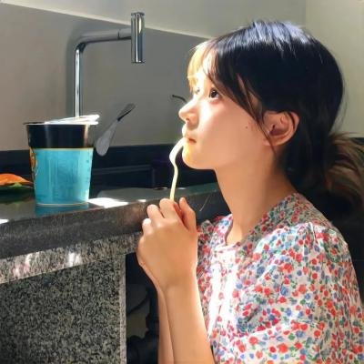 今天也是女演员